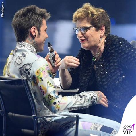 camicia di versace malika a x factor